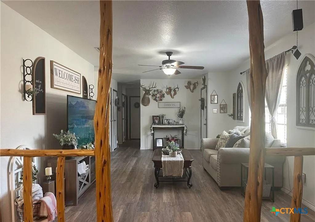 Troy, TX 76579,614 Elizabeth ST