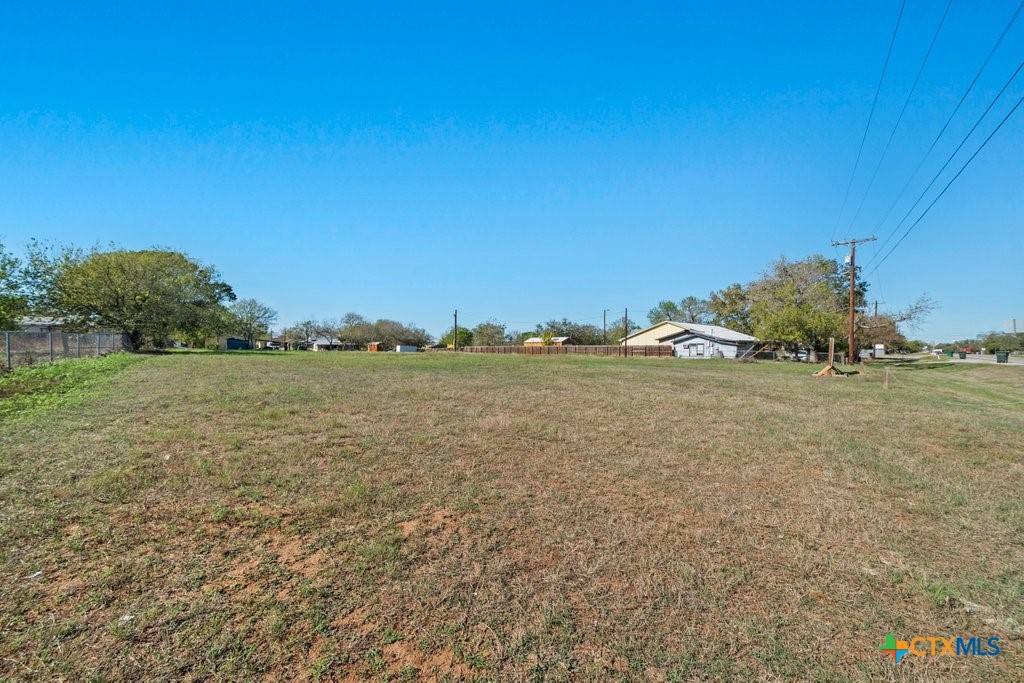 Seguin, TX 78155,6030 Stockdale Highway