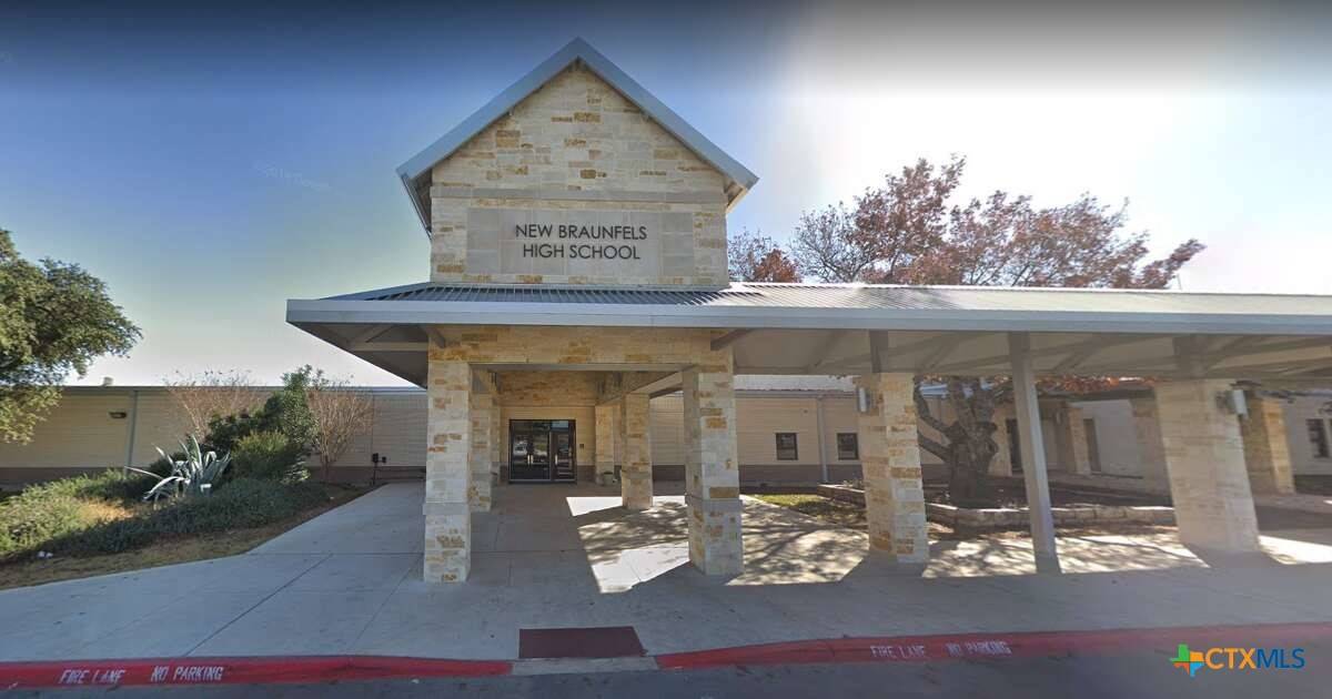 New Braunfels, TX 78132,3007 Nash DR