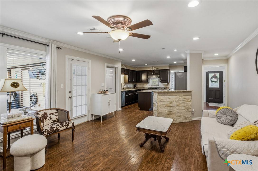 Victoria, TX 77904,504 Yorkshire LN