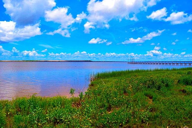 Rockport, TX 78382,129 Sunrise DR