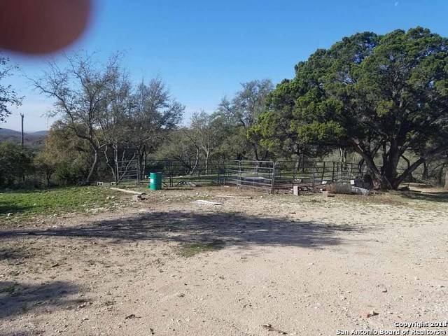 Helotes, TX 78023,20611 SCENIC LOOP RD