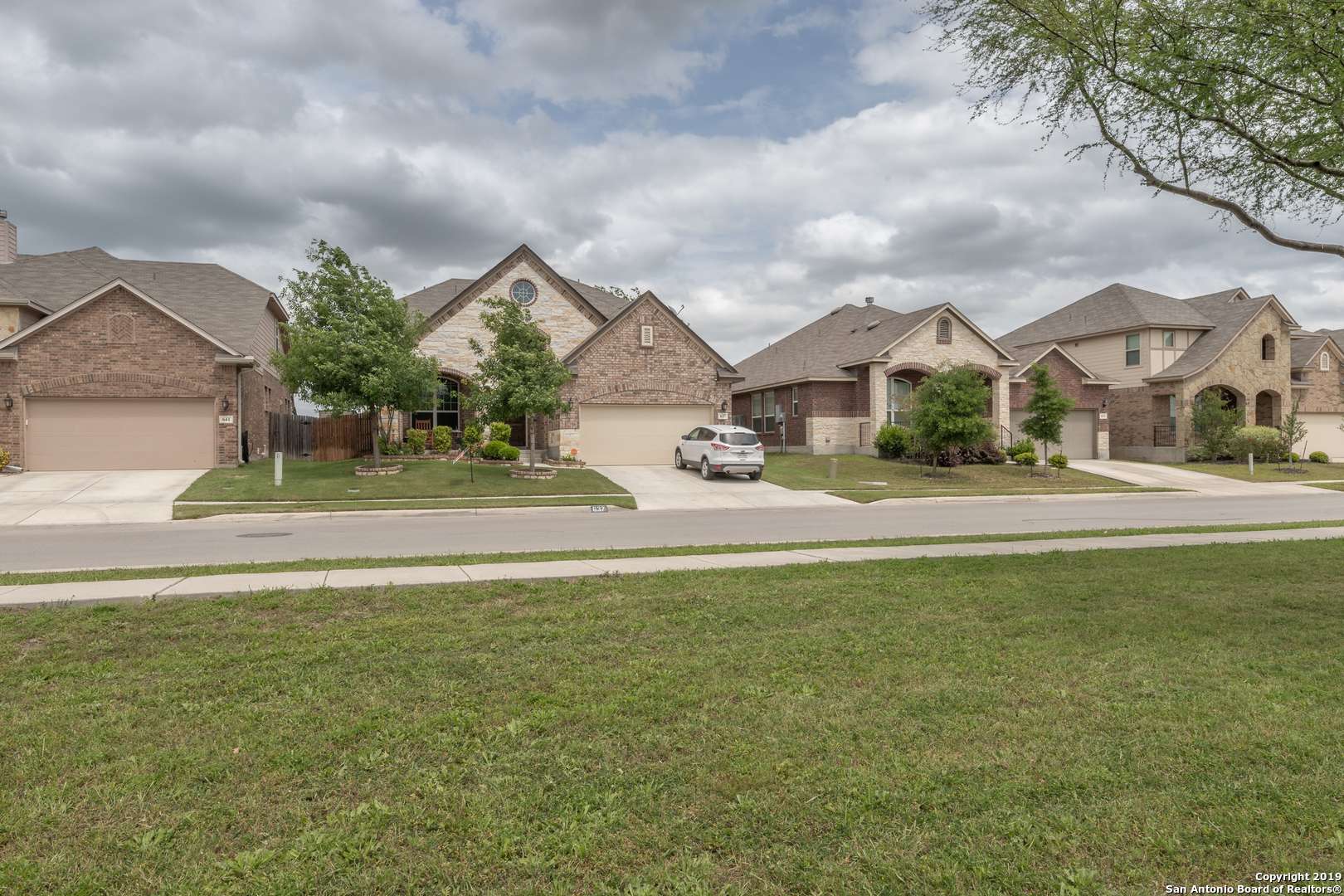 Cibolo, TX 78108-3825,637 BISON LN