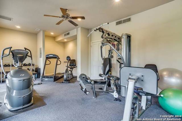 San Antonio, TX 78209-6354,4001 NEW BRAUNFELS AVE UNIT 404