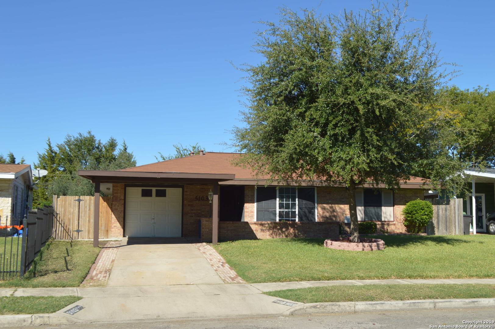 San Antonio, TX 78218-3840,5103 VILLAGE LAWN