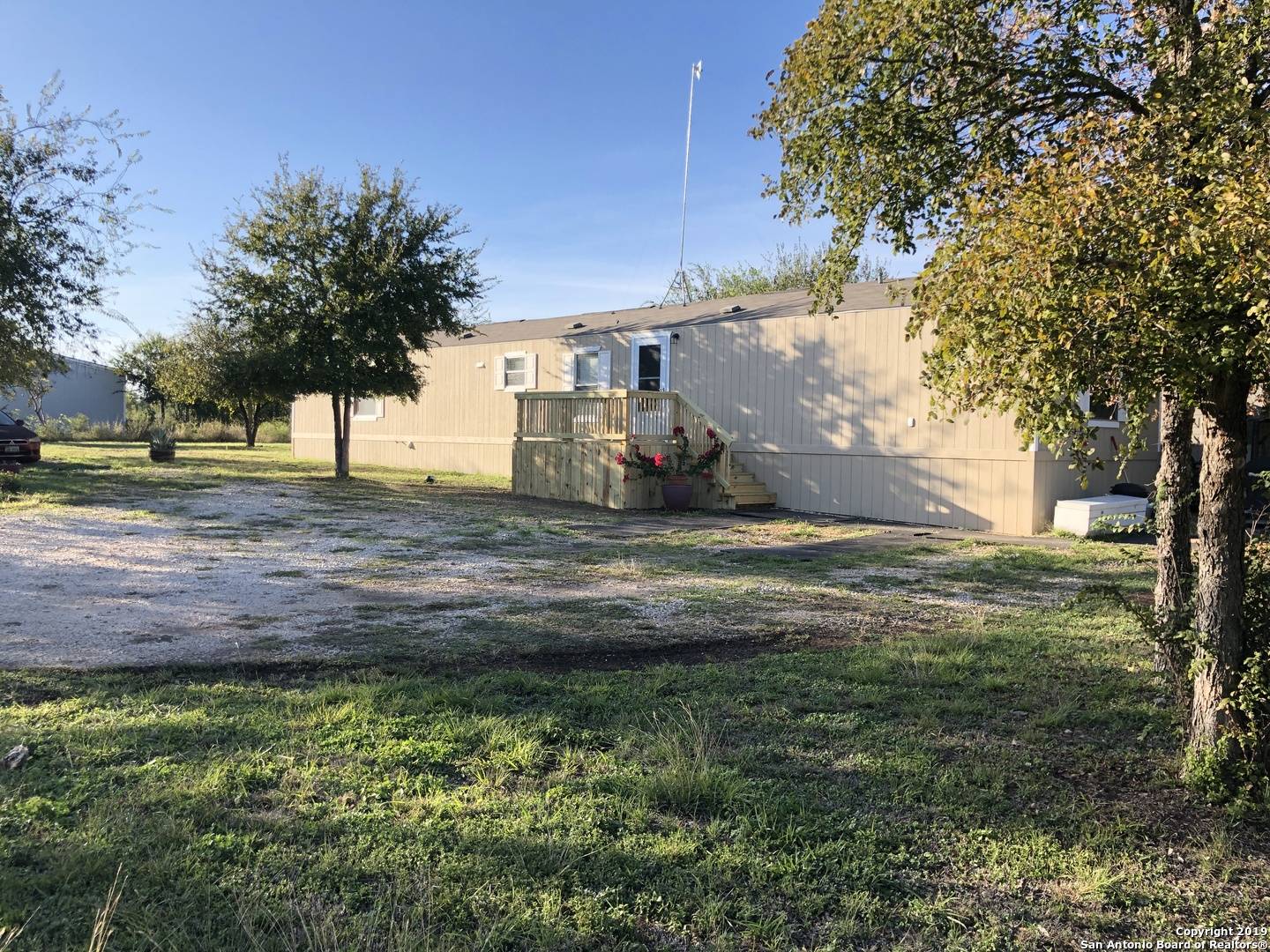 Hondo, TX 78861,651 County Road 4647