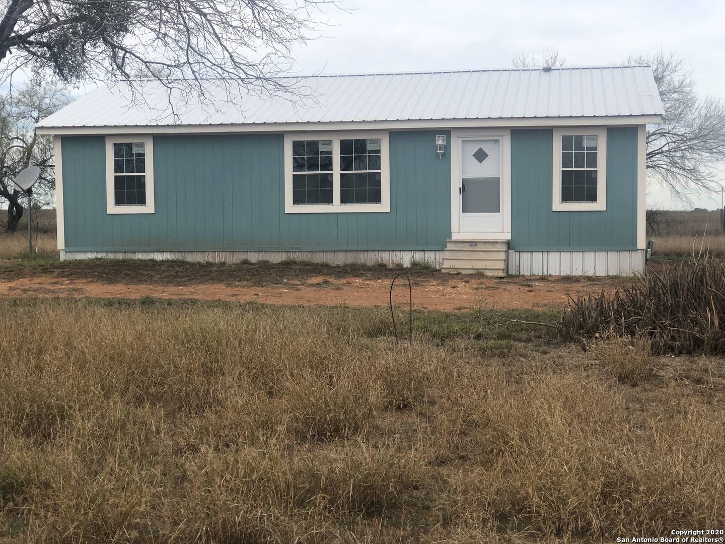 Dilley, TX 78017,9606 Highway 85