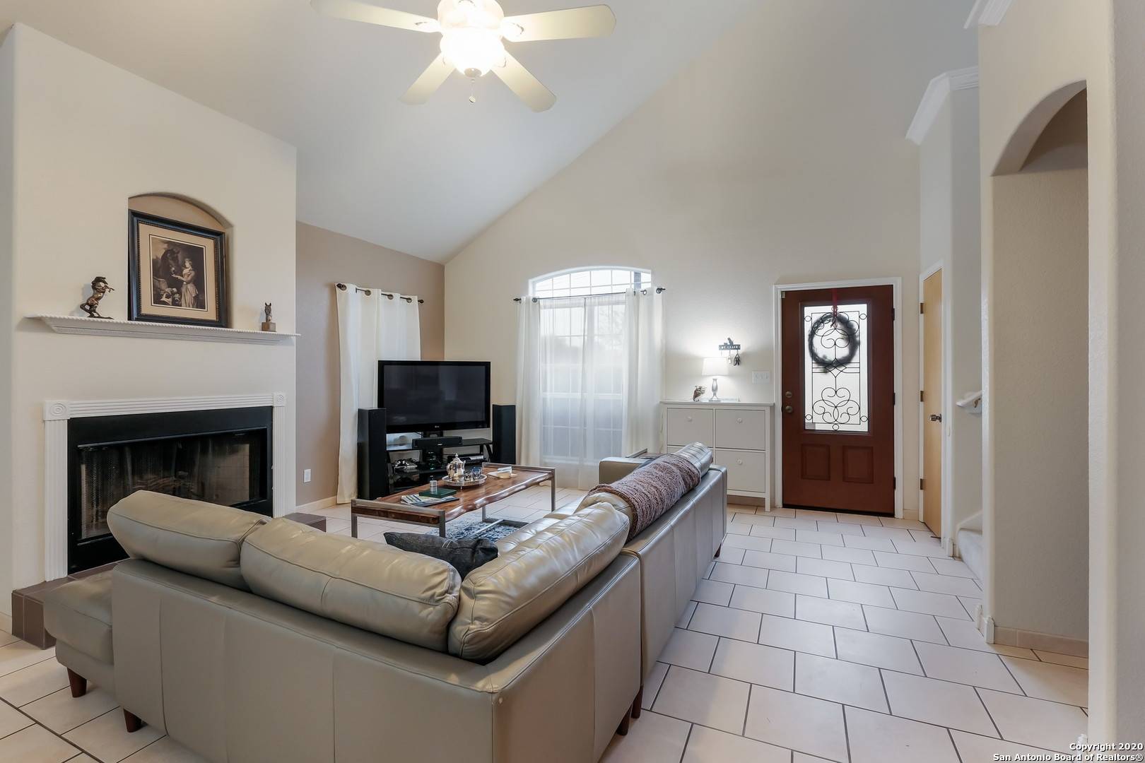 Selma, TX 78154-3302,8284 ALTON BLVD