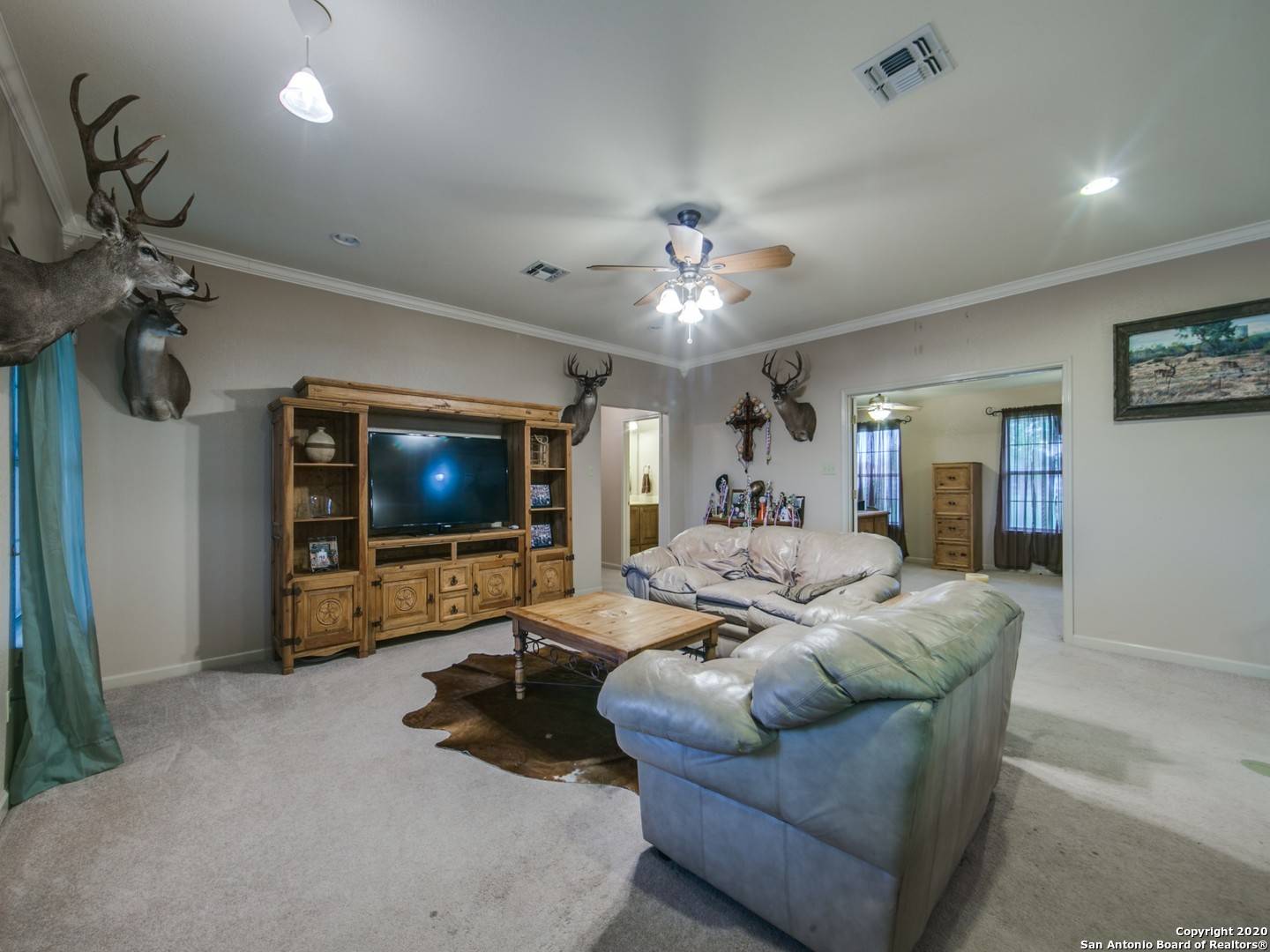 Castroville, TX 78009-5447,220 COUNTY ROAD 4712