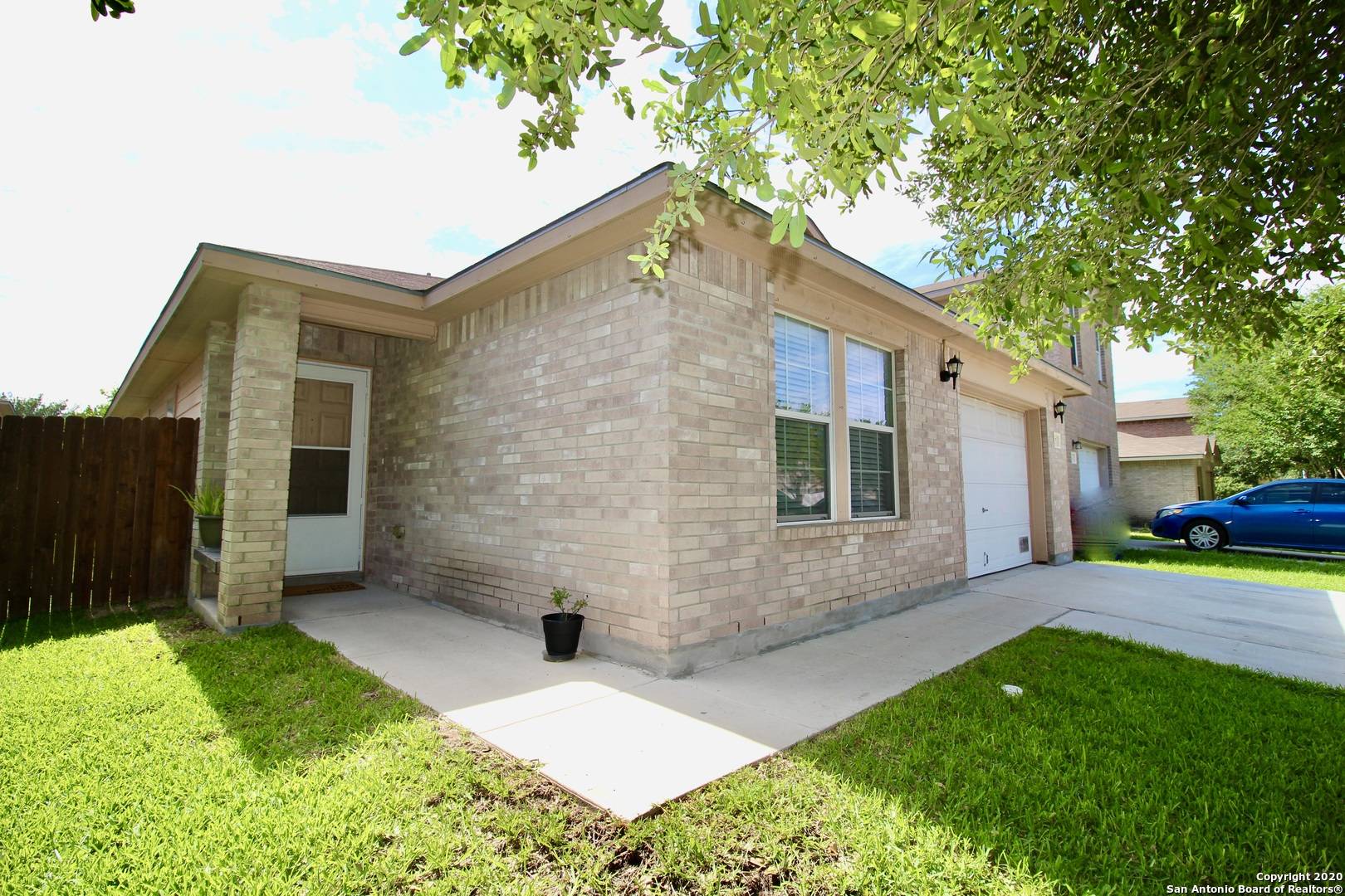 San Antonio, TX 78223-4746,8815 MISSION TOP