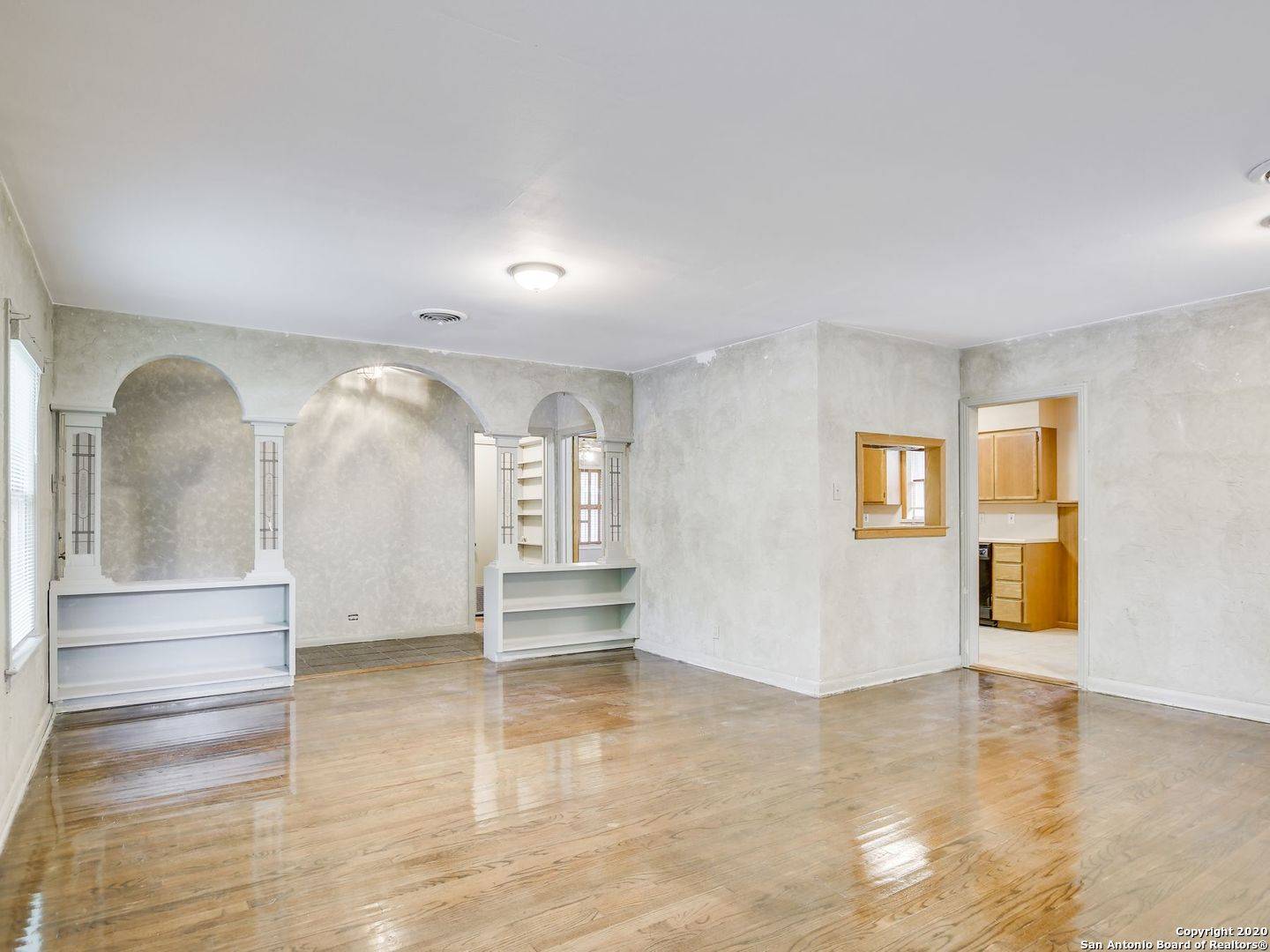 San Antonio, TX 78209-3342,136 CLAYWELL DR