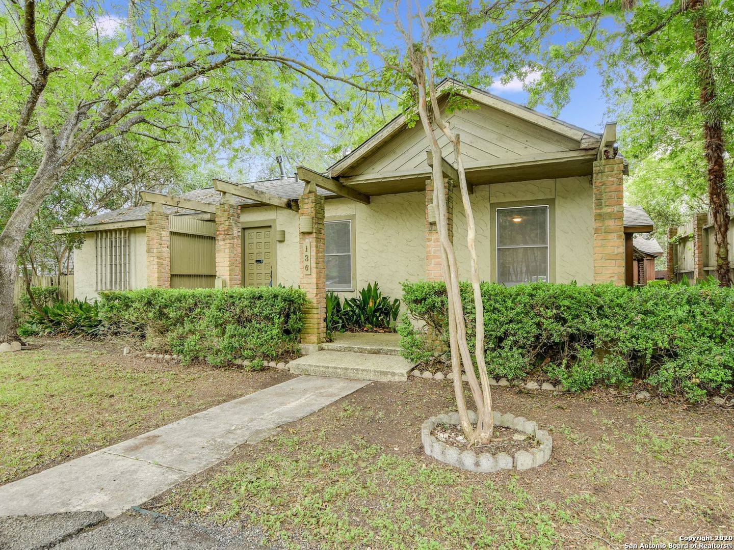 San Antonio, TX 78209-3342,136 CLAYWELL DR