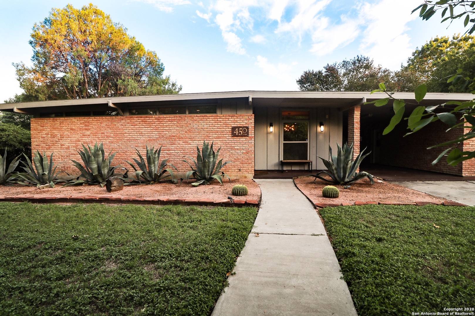 San Antonio, TX 78209-2427,450 LARAMIE DR