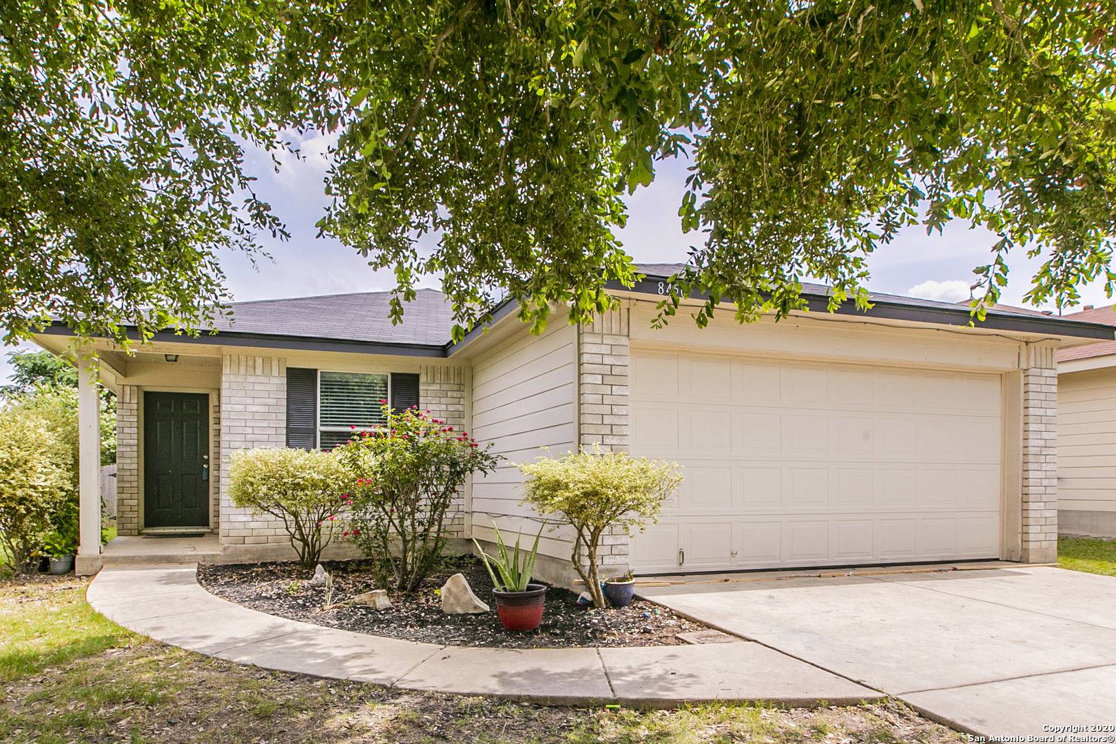 Converse, TX 78109-3724,8450 Favero Cove