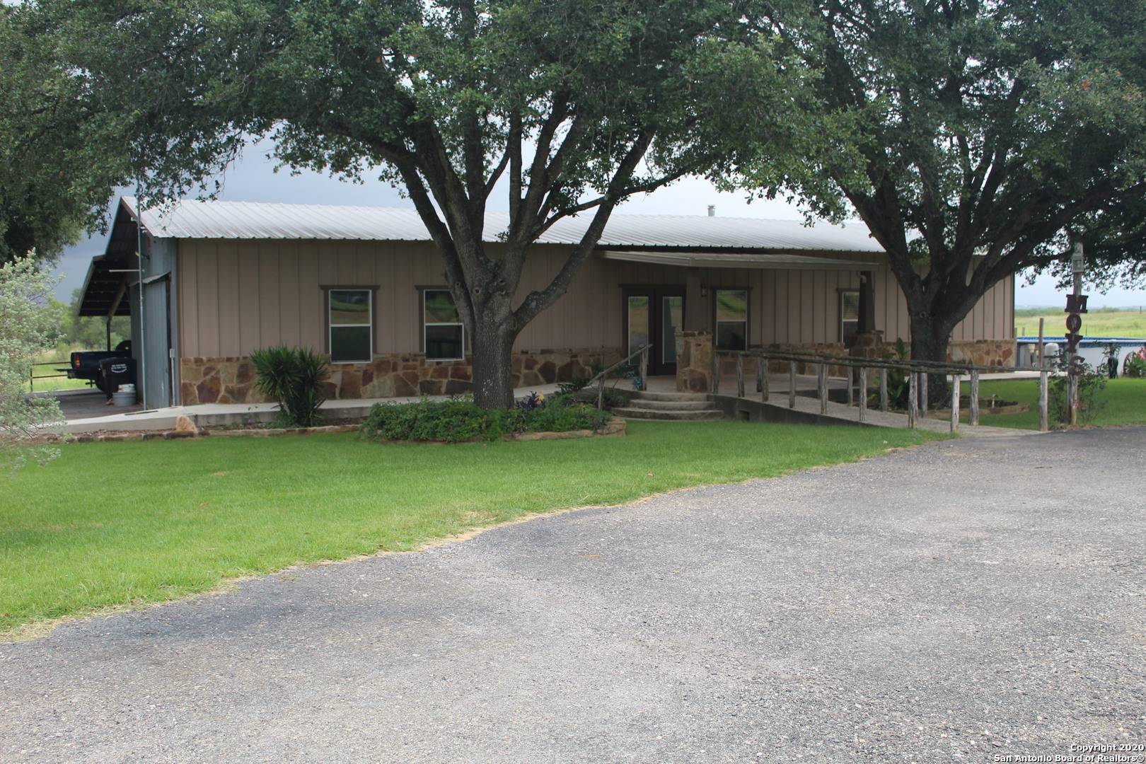 La Vernia, TX 78121-4246,1734 FM 1346