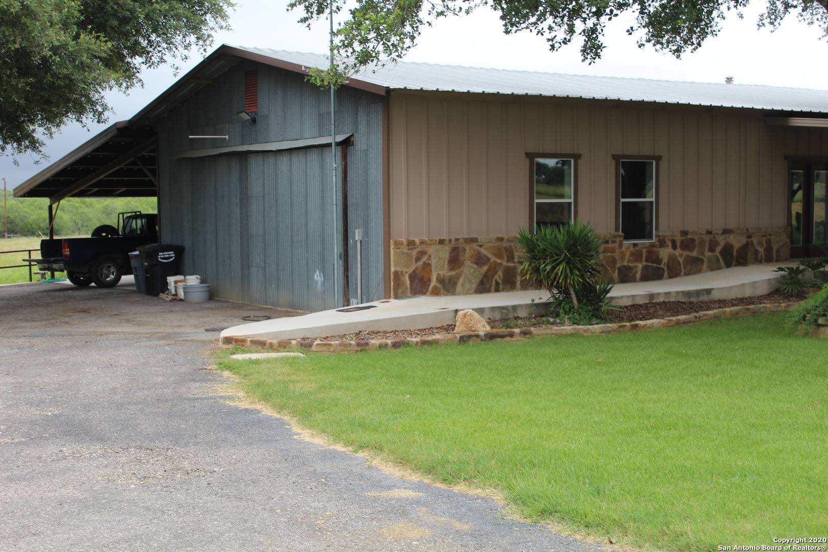 La Vernia, TX 78121-4246,1734 FM 1346