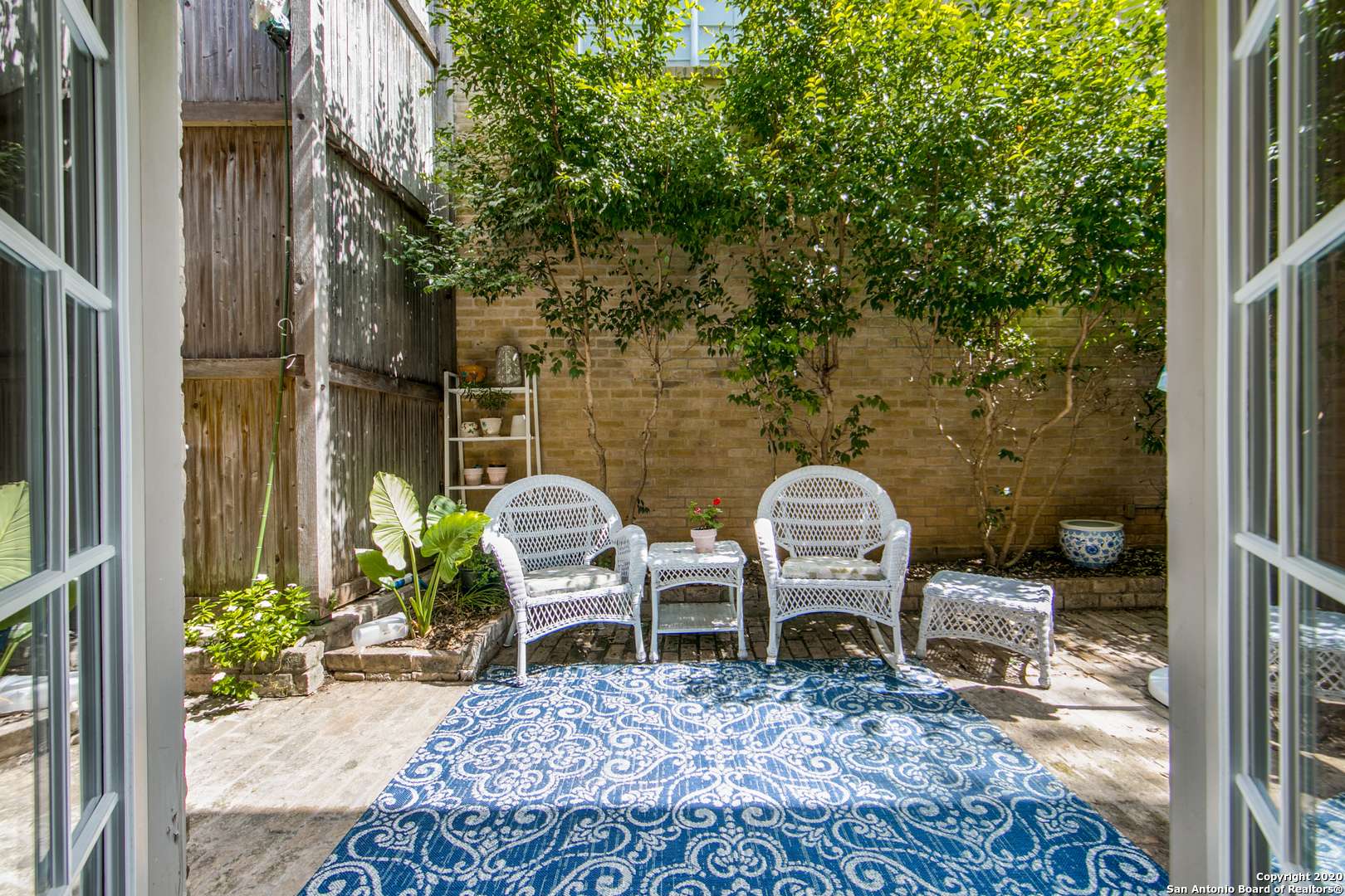 San Antonio, TX 78209-5327,5411 NEW BRAUNFELS AVE UNIT 8