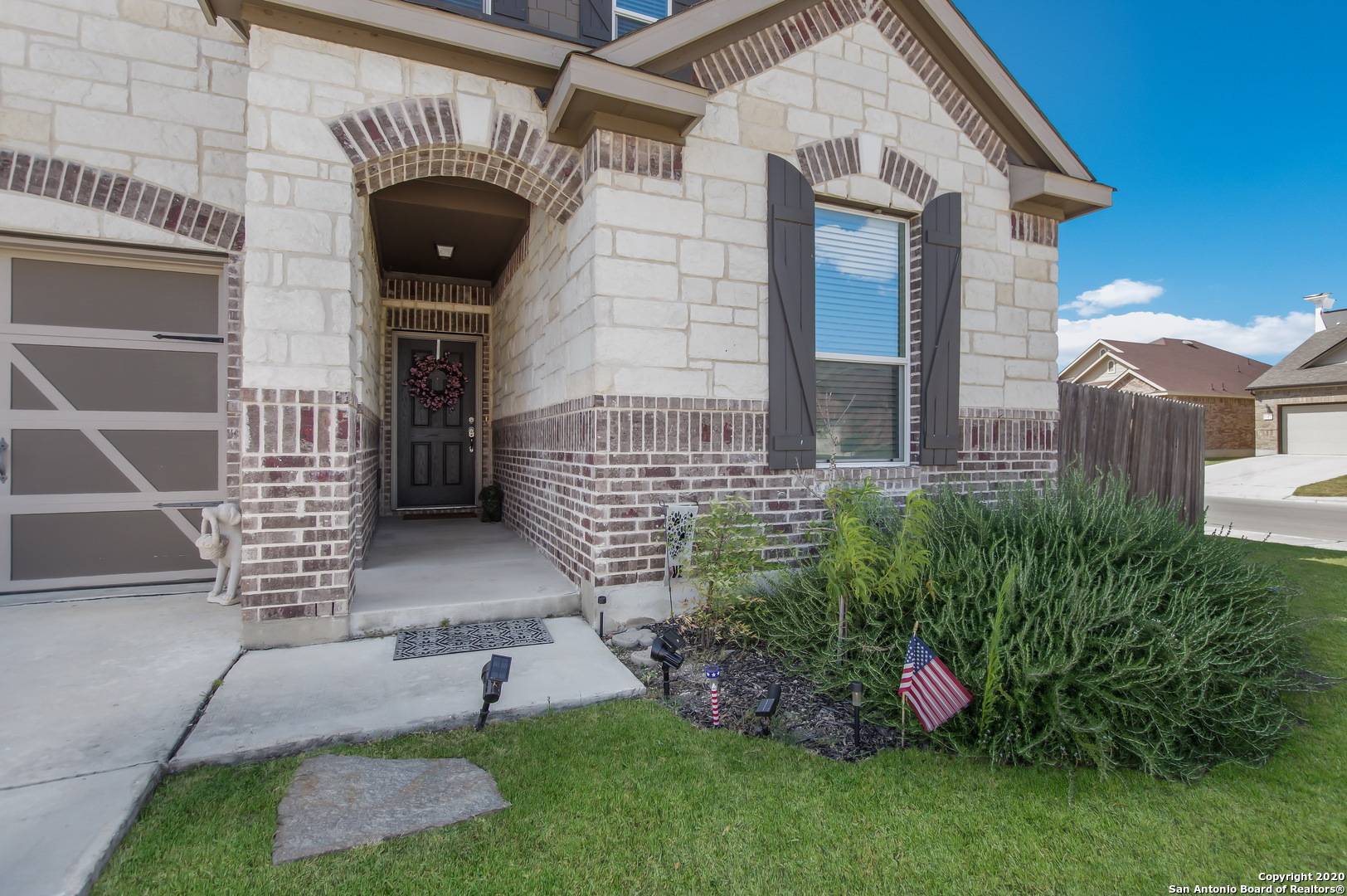 New Braunfels, TX 78130-4292,2095 STEPPING STONE