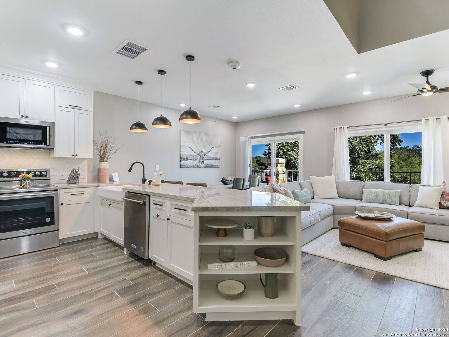 New Braunfels, TX 78130-3314,1228 ERVENDBERG AVE UNIT 301