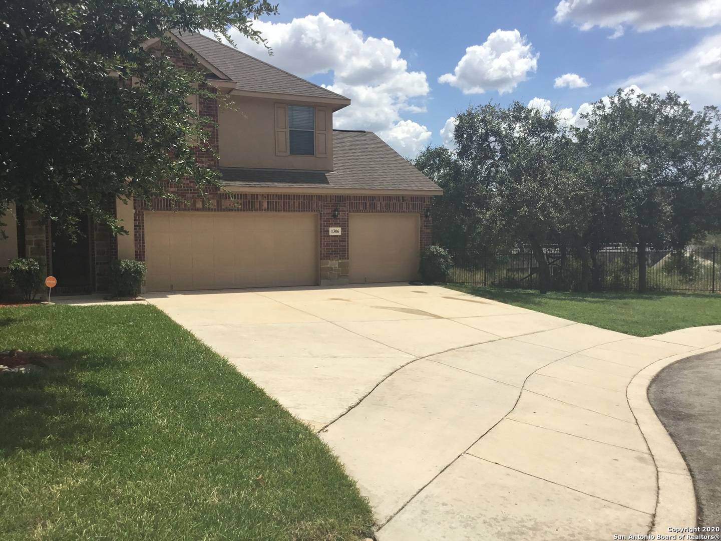 San Antonio, TX 78260-2454,1306 Tanager Ct