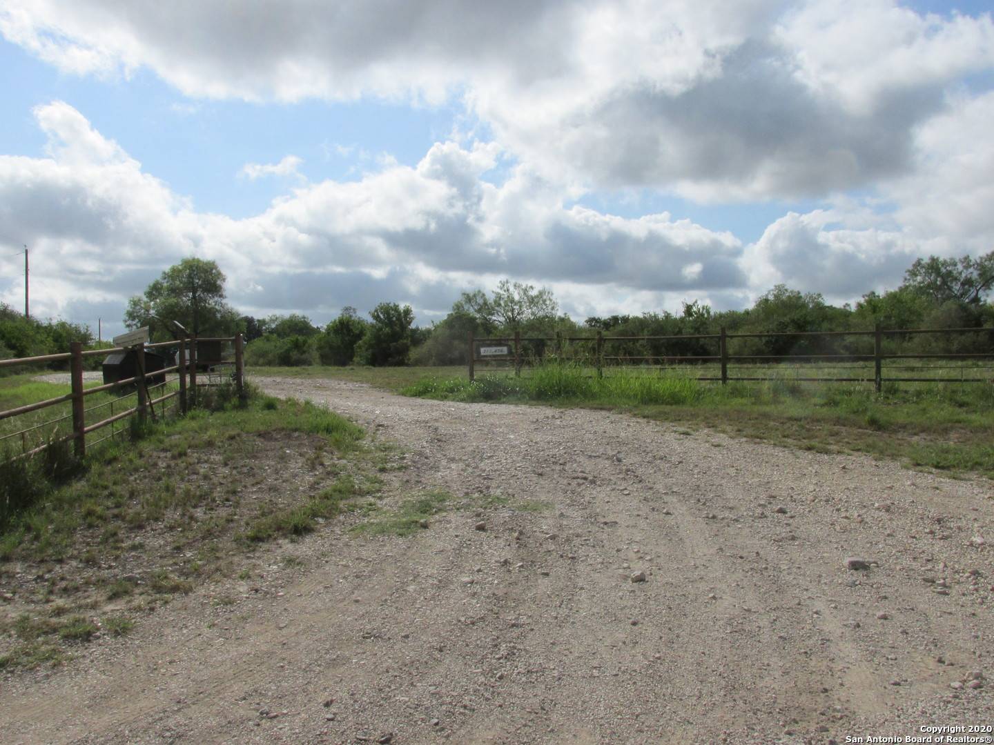 Hondo, TX 78861,0000 COUNTY ROAD 456