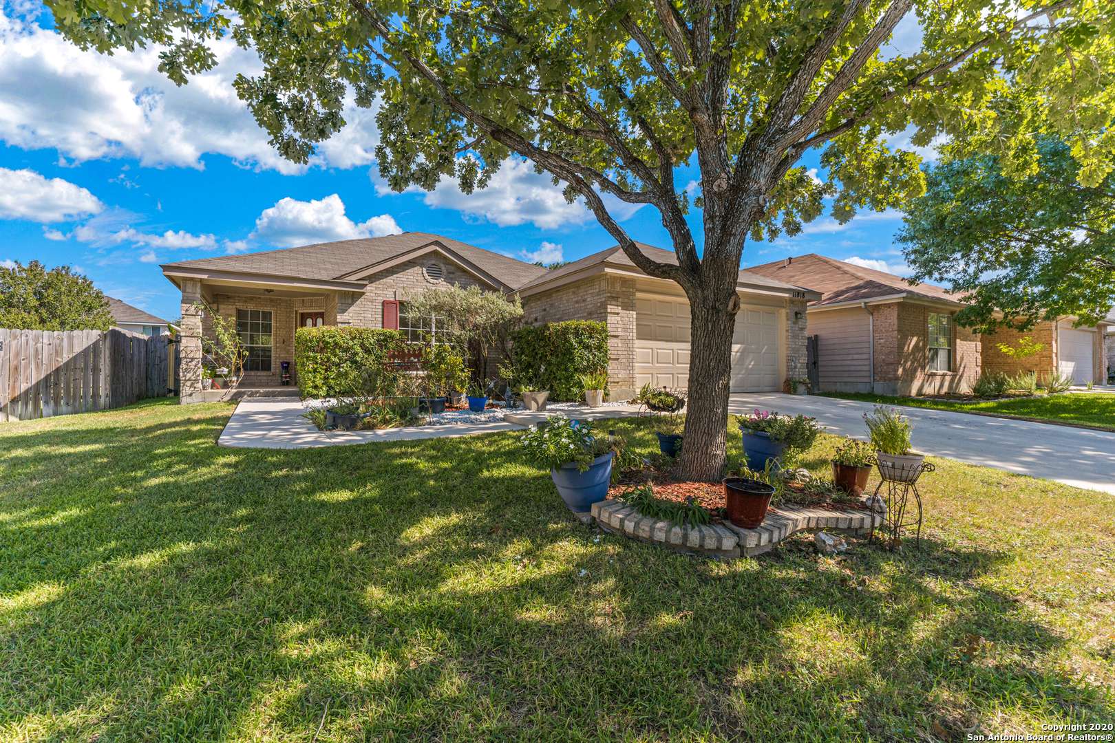 Helotes, TX 78023,11818 Peach Crossing