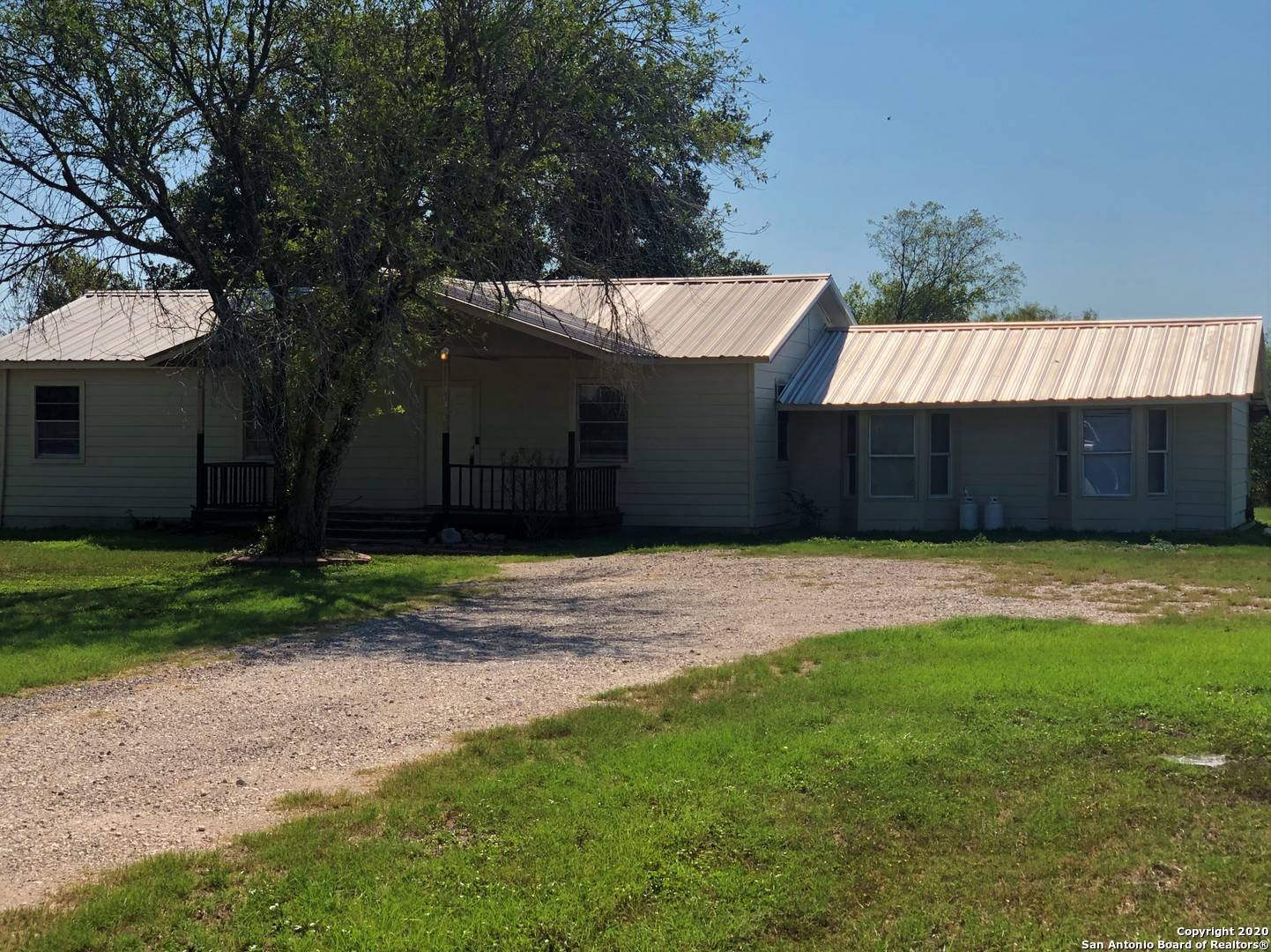 Von Ormy, TX 78073-4333,16475 SENIOR RD