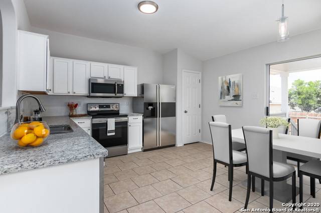 San Antonio, TX 78254-5935,9618 MUSTANG FARM