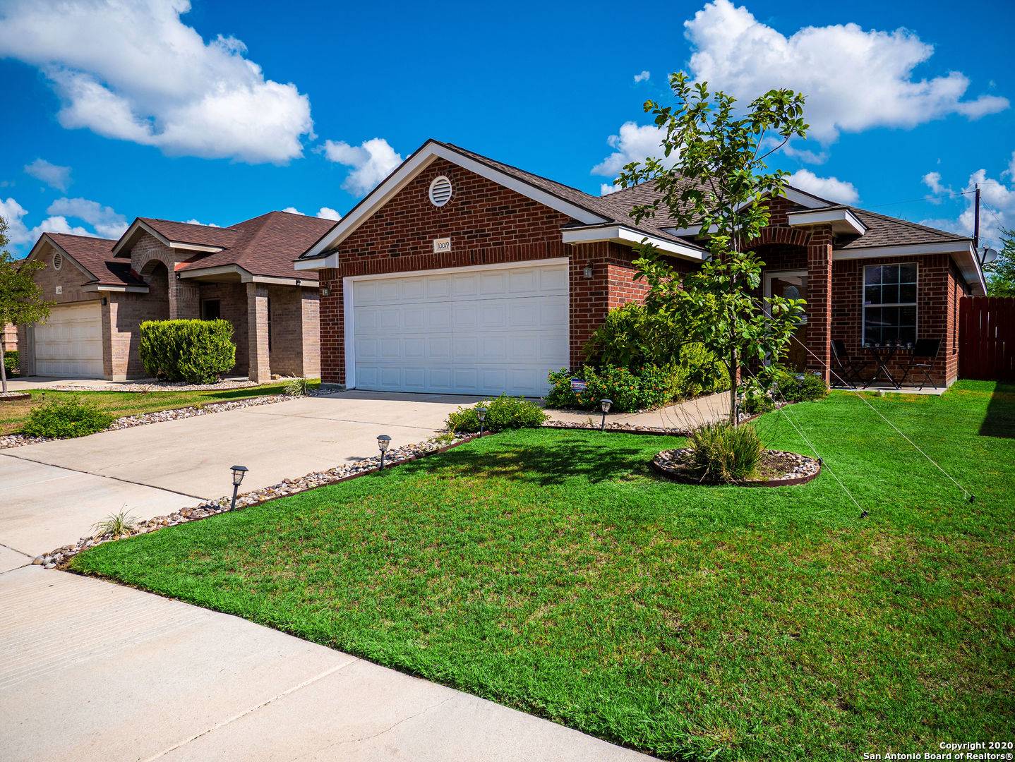 Helotes, TX 78023-4625,10019 AMBERG PATH