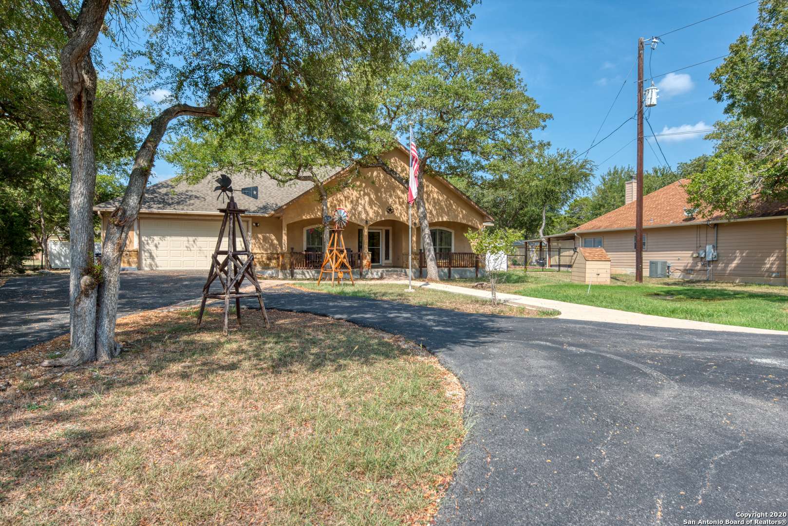 Spring Branch, TX 78070,1370 MISTY LN