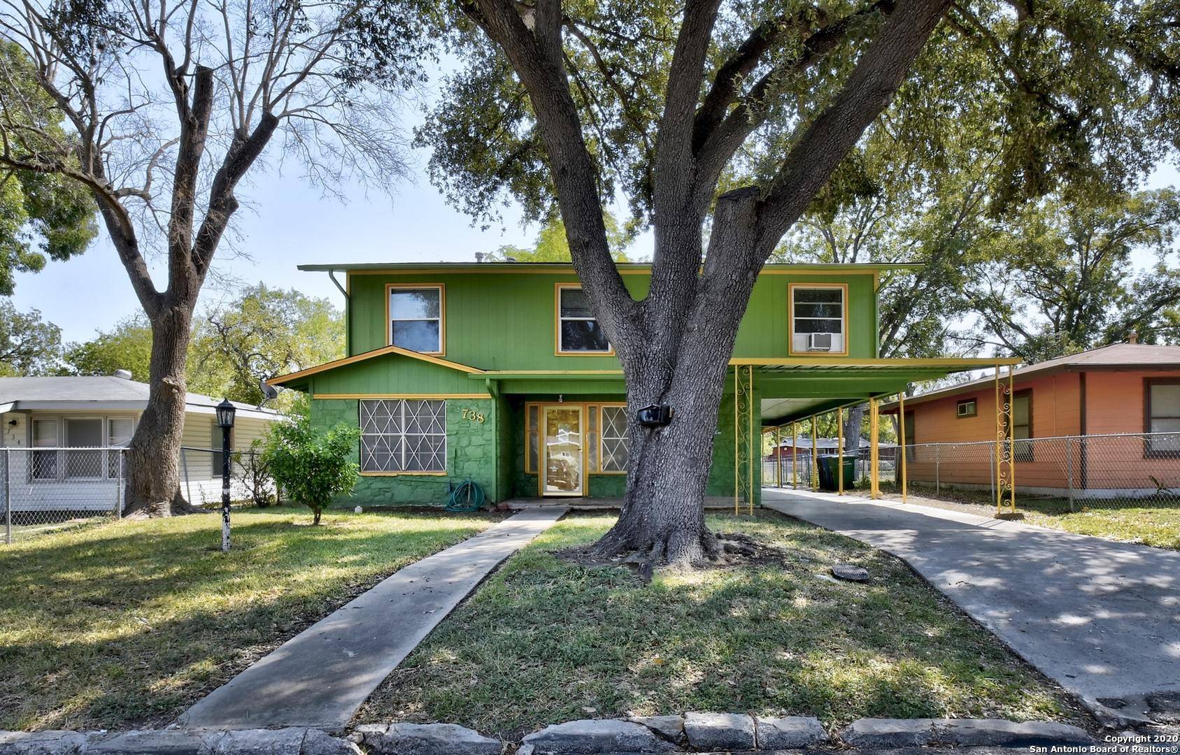 San Antonio, TX 78228-4825,738 MARQUETTE DR