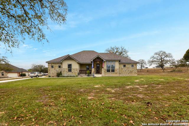 La Vernia, TX 78121-4736,1433 COUNTRY HILLS DR