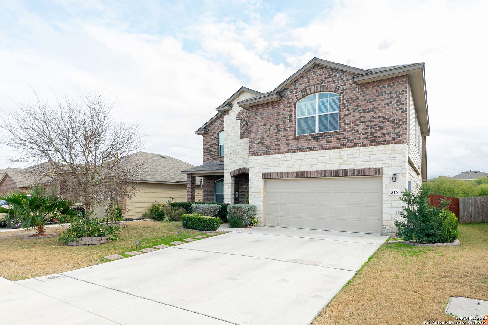 Cibolo, TX 78108-4424,316 DEAN CHASE