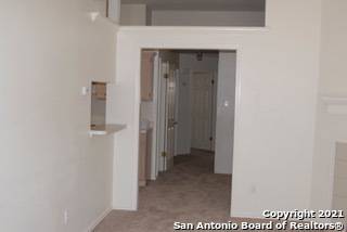 San Antonio, TX 78247-1985,5827 Spring Crossing