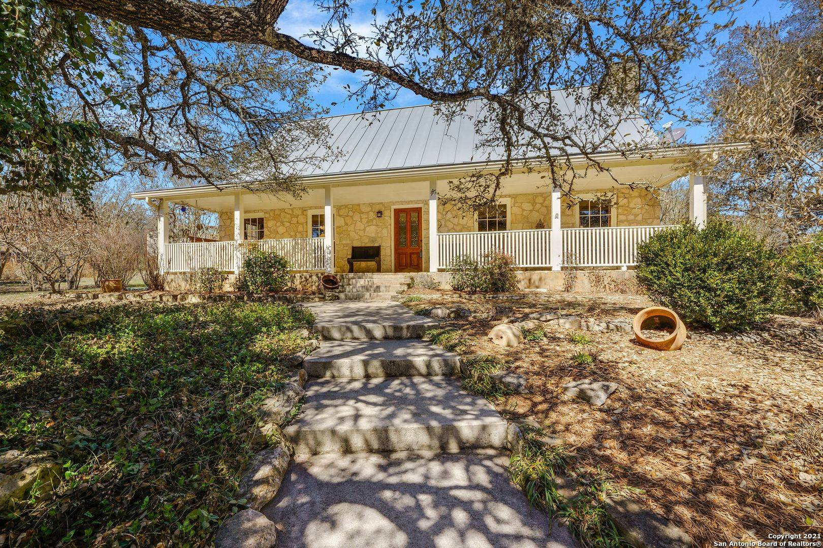 Boerne, TX 78006-5744,102 RUSTY LN