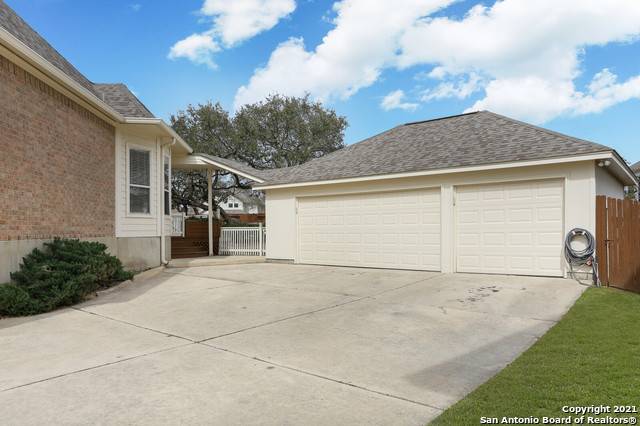 San Antonio, TX 78258-7248,24326 BEAR CLAW