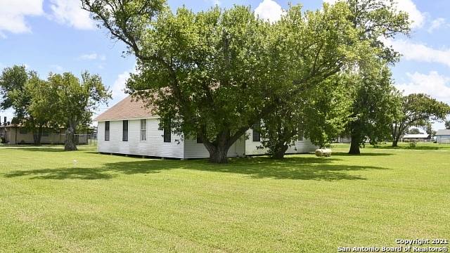 Austwell, TX 77850,705 Main St