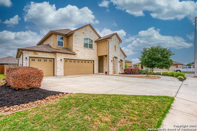 New Braunfels, TX 78130-4164,3004 SANDSTONE WAY