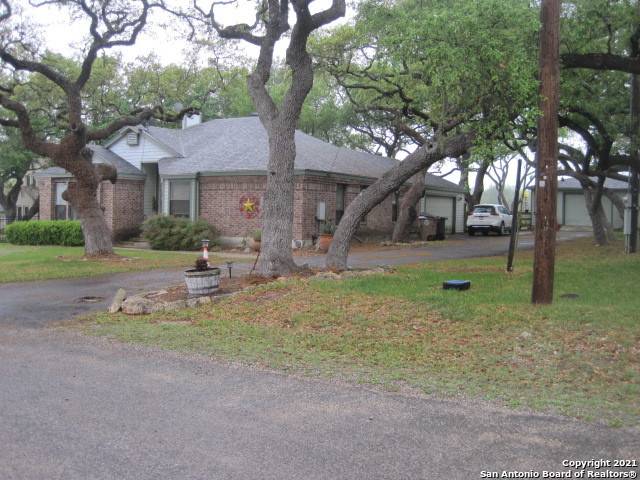 Boerne, TX 78006-8929,102 ARROWHEAD LN