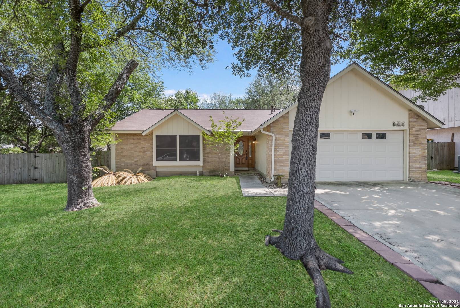 San Antonio, TX 78240-2141,6202 CHERRYWEST CIR