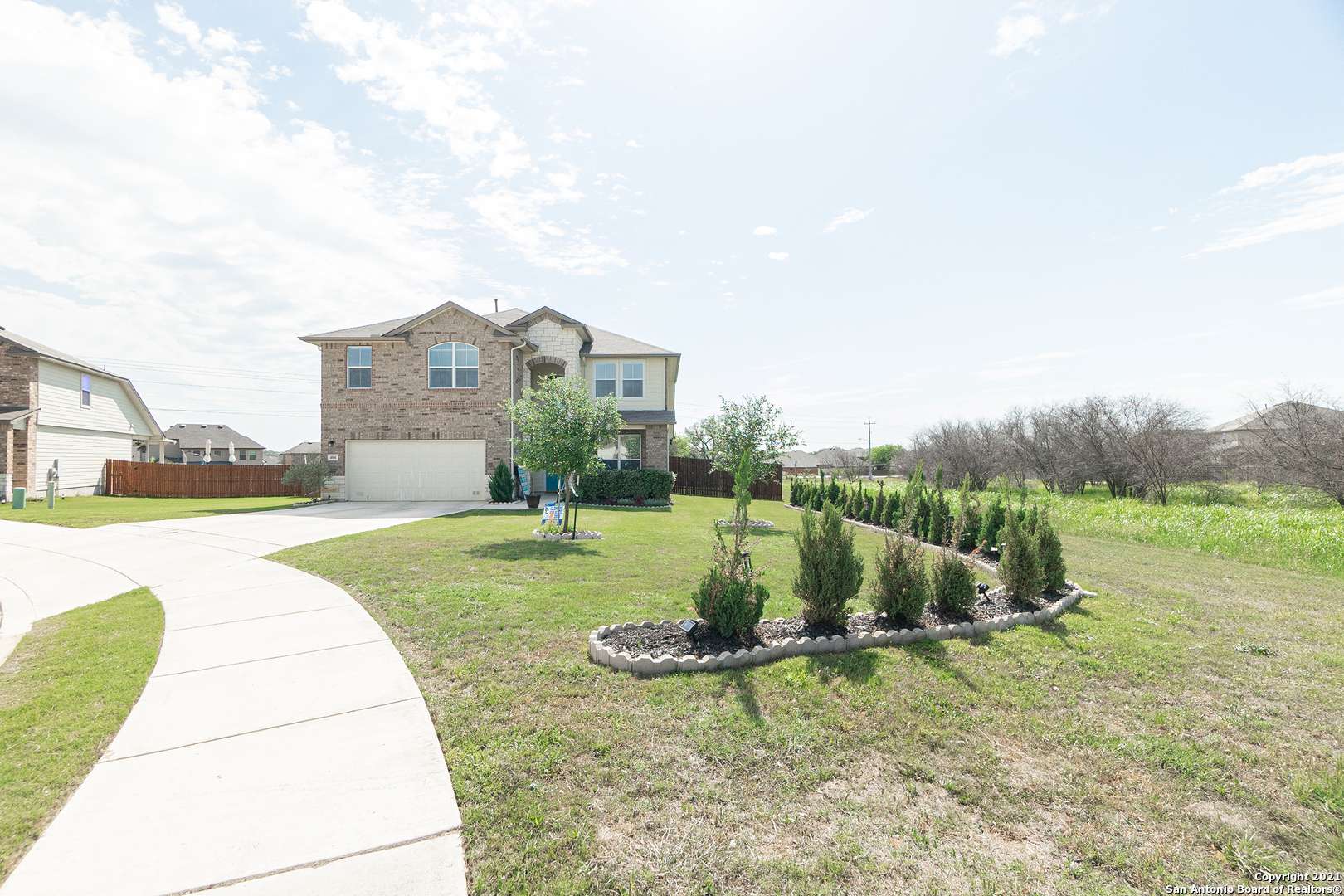 Cibolo, TX 78108-4426,404 PEARL CHASE