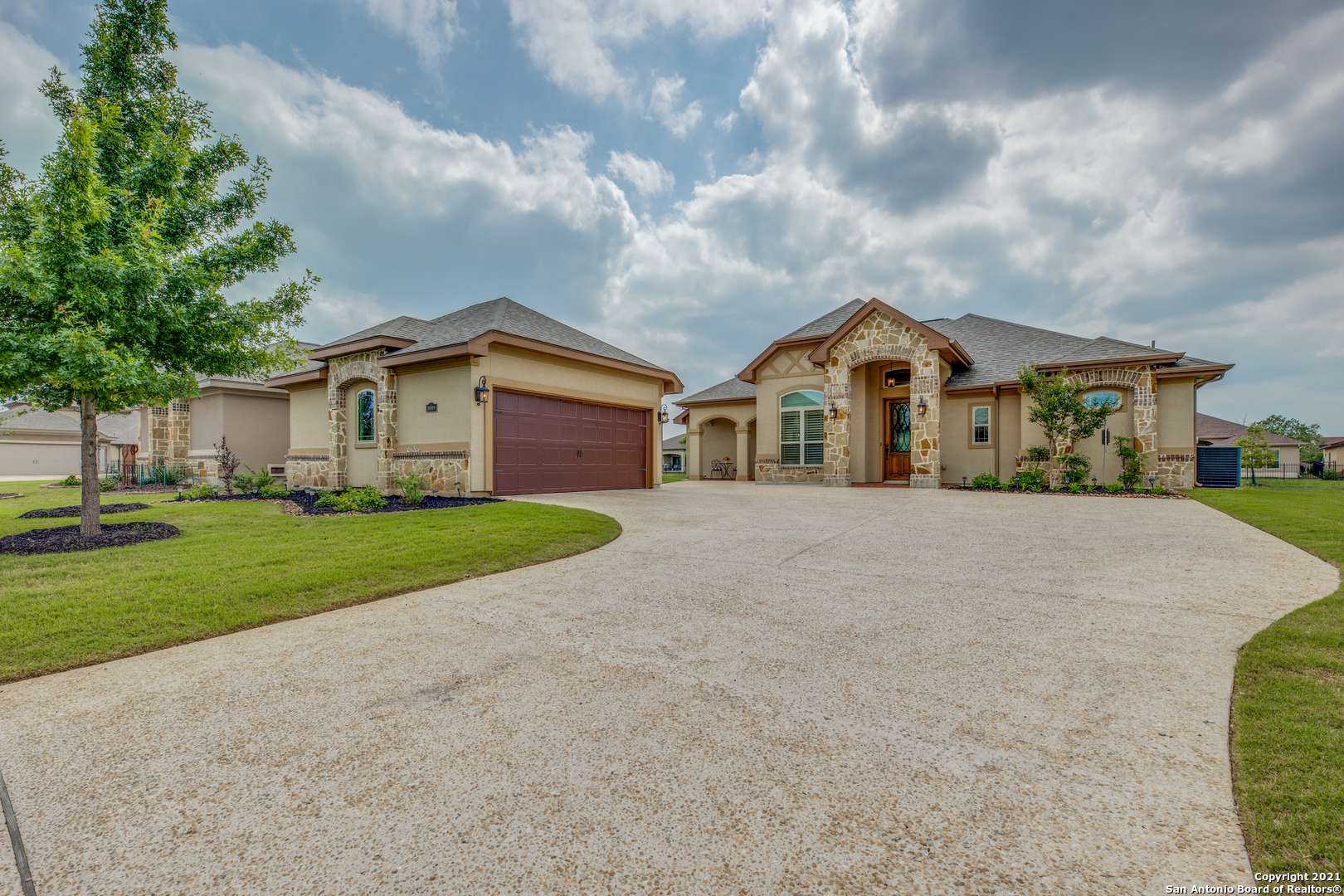 Fair Oaks Ranch, TX 78015-4348,30019 CIBOLO GAP