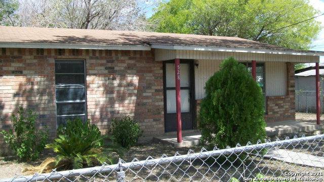 Uvalde, TX 78801,528 Bates St.