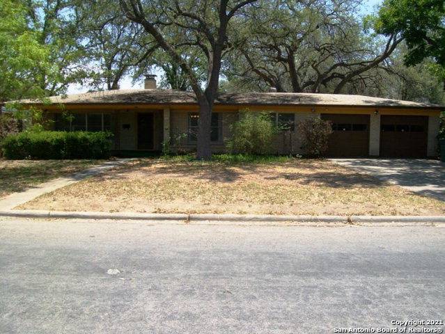 Uvalde, TX 78801,805 EAST NOPAL STREET