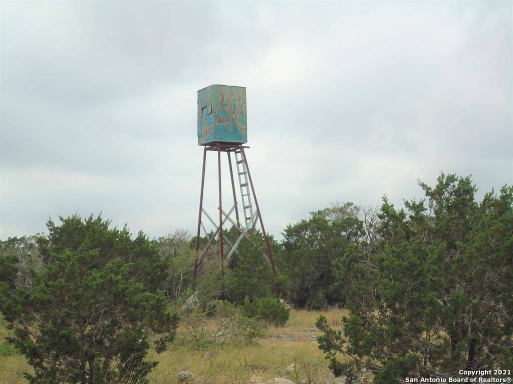 Brackettville, TX 78833,1540 PVT RD 3348