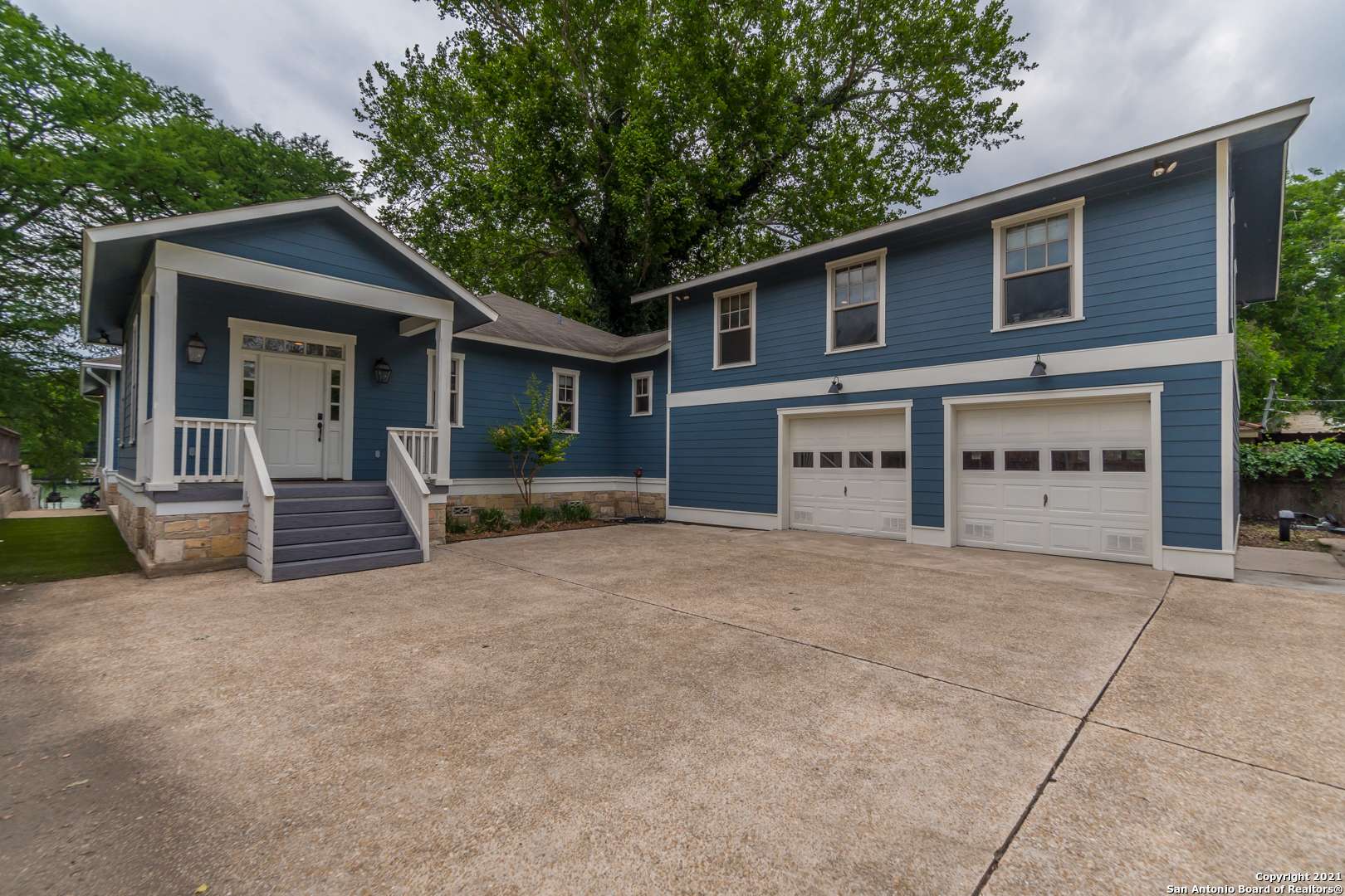 Mcqueeney, TX 78123-3364,2205 TERMINAL LOOP RD