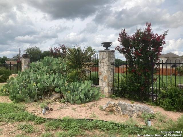 Uvalde, TX 78801,110 Sutton Place-Lot #10