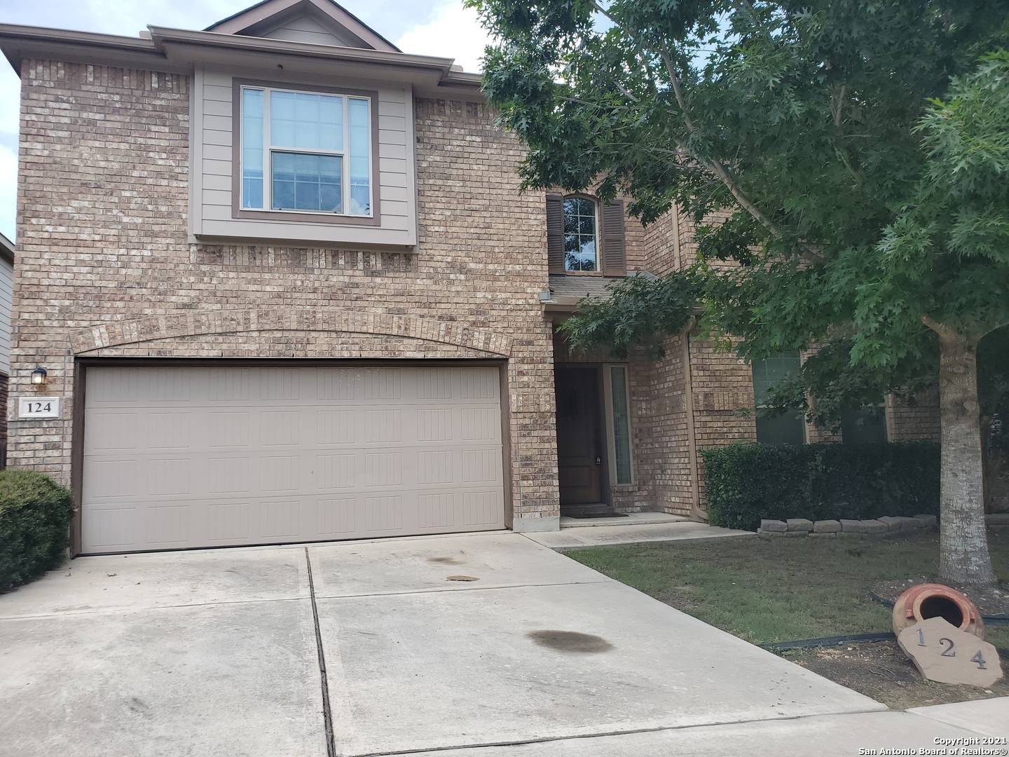 Cibolo, TX 78108-3814,124 RAWHIDE WAY