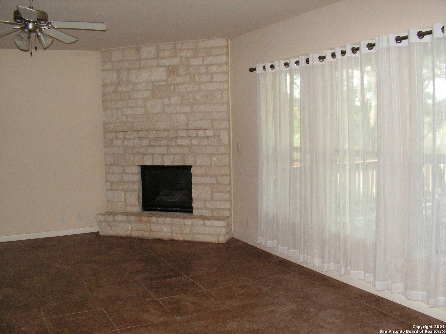 Boerne, TX 78015-4845,27943 SONOMA AMBRE