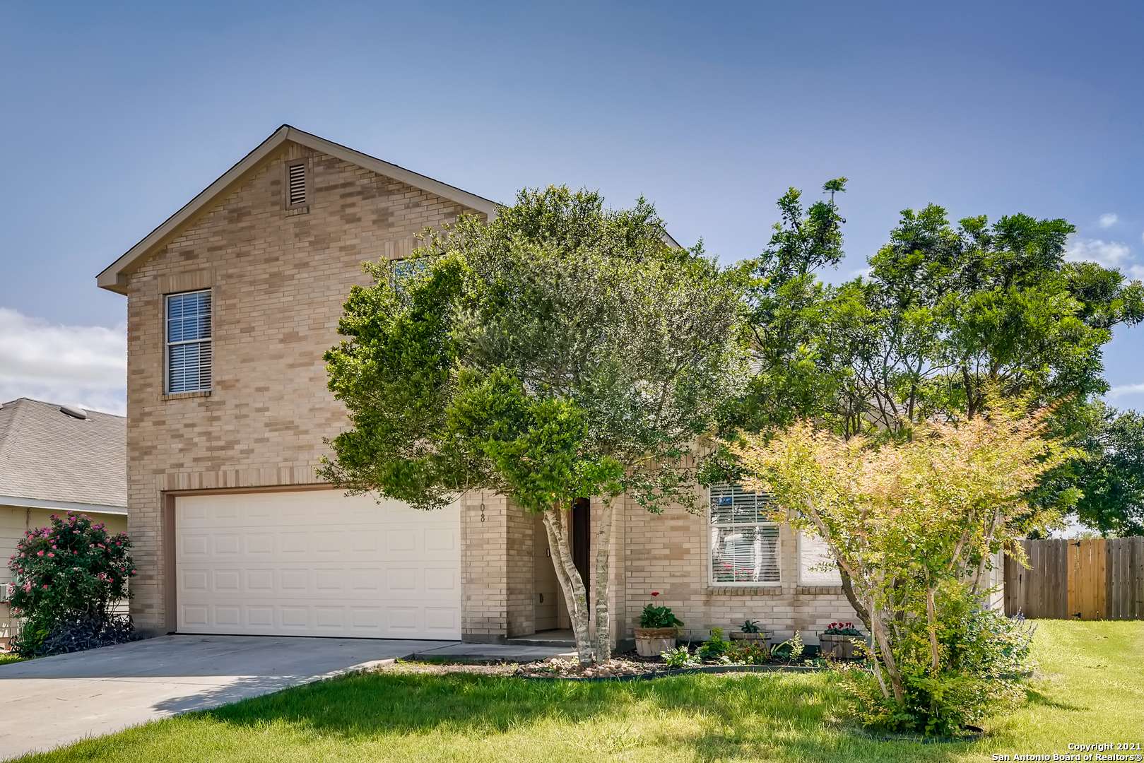 Cibolo, TX 78108-2377,108 WILLOW TREE